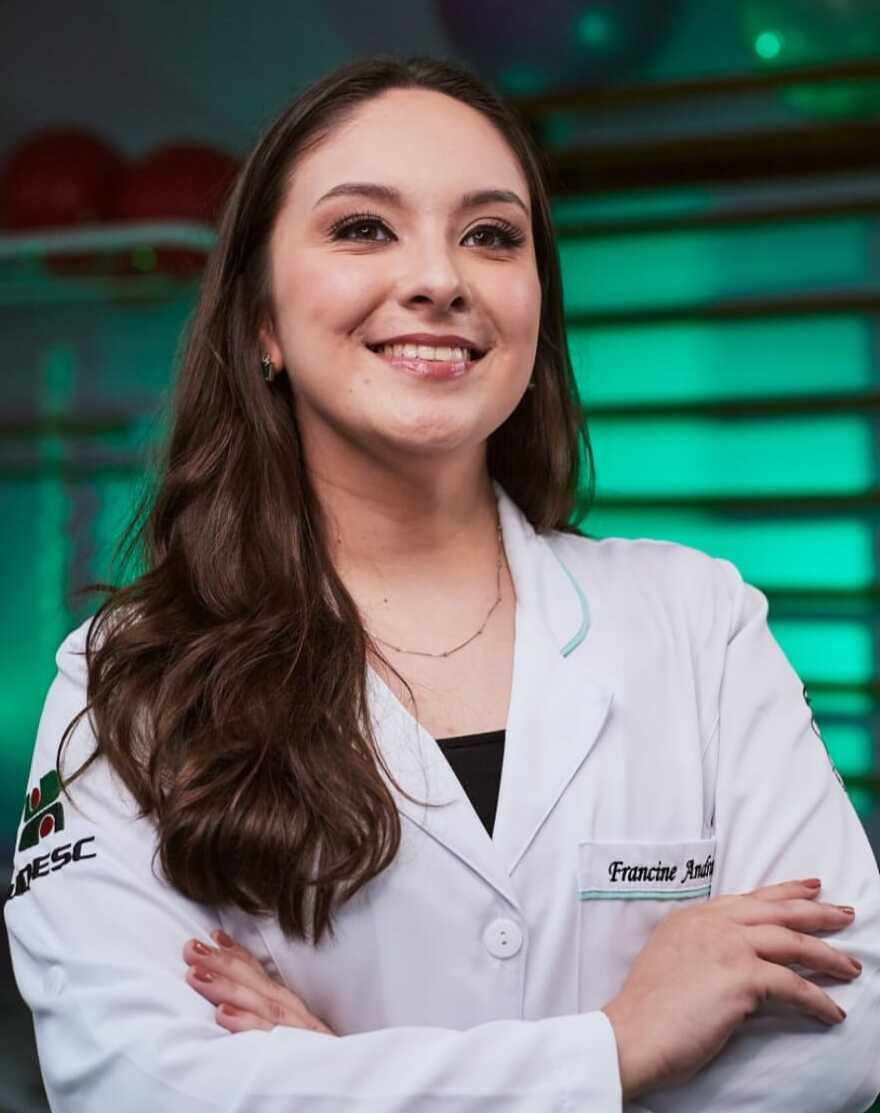 Dra. Francine Andrade